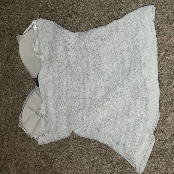 3 shirts size medium - Picture 4 of 10